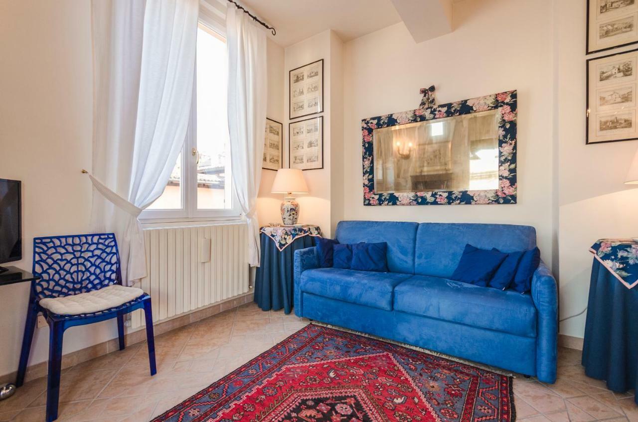 Lupari Apartment, Palazzo Storico Sotto Le Due Torri Bolonia Exterior foto
